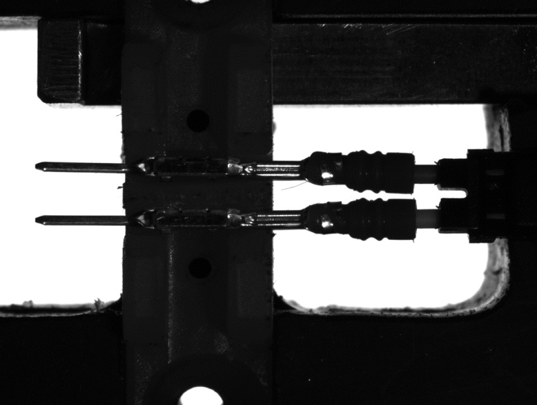 Présence et sens de montage de composants