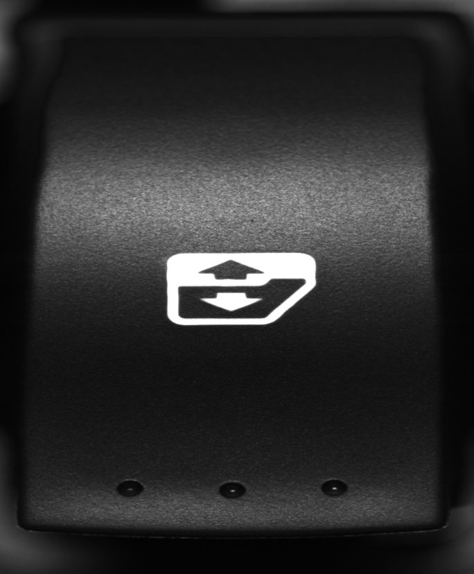 Scan linéaire sur pièce elliptique plus manque et surplus de matière